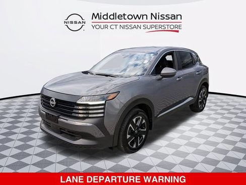 Certified 2025 Nissan Kicks SV AWD/4WD image 8