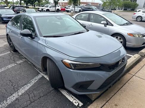 Used 2024 Honda Civic Sport image 3