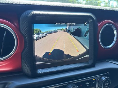 Certified 2023 Jeep Wrangler Unlimited Rubicon AWD/4WD image 21