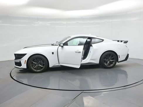 New 2026 Ford Mustang Dark Horse image 33