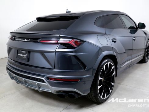 Used 2020 Lamborghini Urus image 8