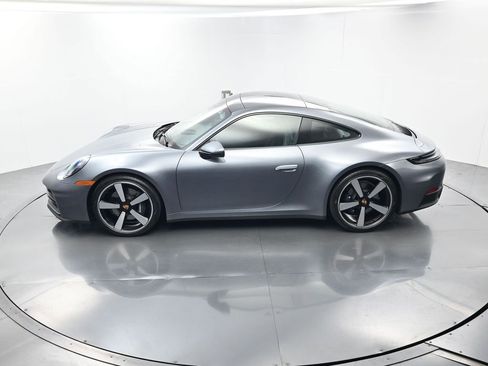 Certified 2025 Porsche 911 Carrera RWD image 34
