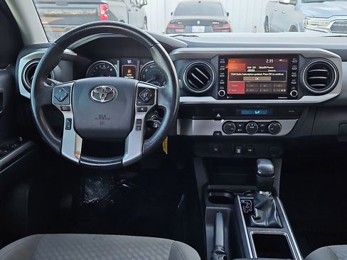 Used 2022 Toyota Tacoma SR5 image 19