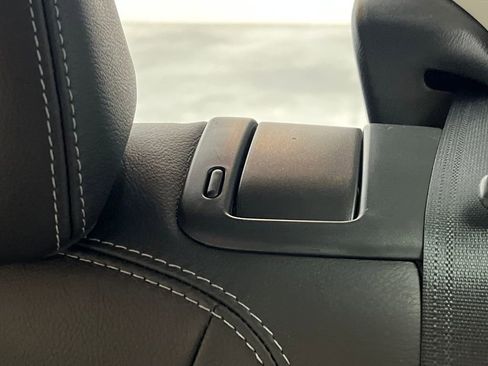 Used 2025 MAZDA CX-5 AWD 2.5 S w/ Preferred Package image 15