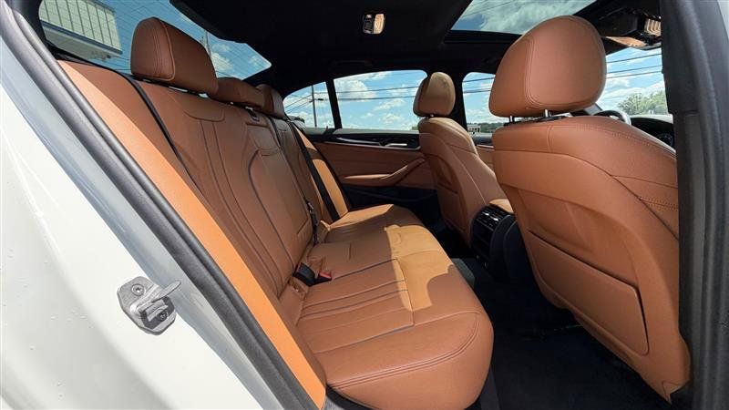 Used 2018 BMW 530i xDrive AWD/4WD image 42