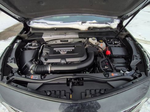 Certified 2023 Cadillac XT4 Luxury w/ Cold Weather Package image 14