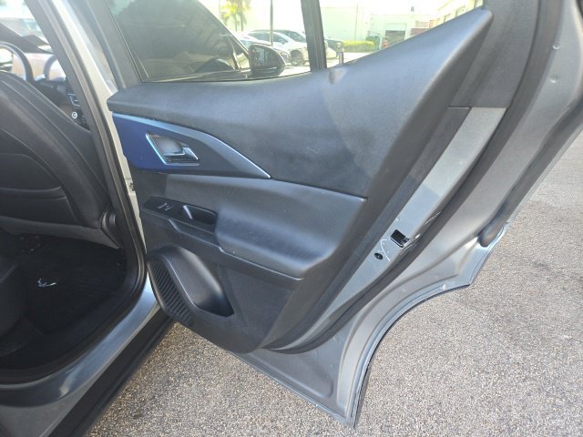 Used 2025 Chevrolet Equinox EV LT FWD image 17