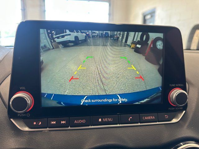 Used 2025 Nissan Sentra SR FWD image 28