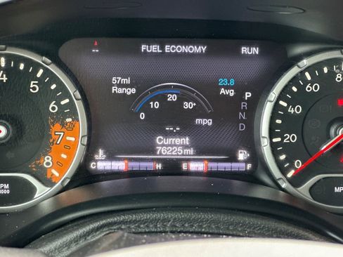 Used 2017 Jeep Renegade Latitude image 23