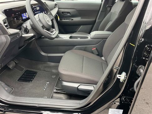 New 2026 Nissan Kicks S image 19
