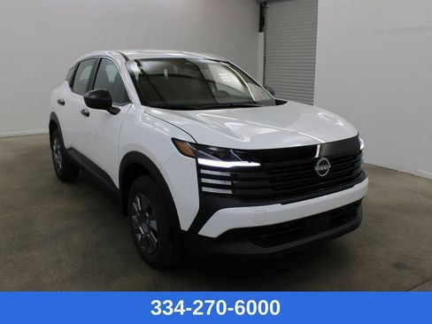 New 2026 Nissan Kicks S image 5