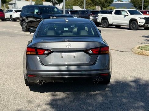 New 2025 Nissan Altima 2.5 SL image 6