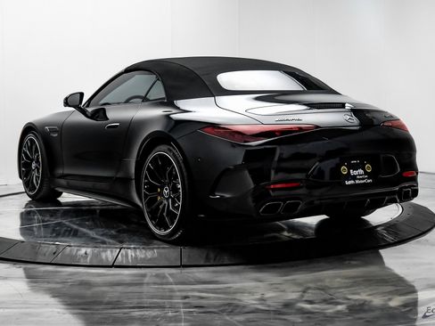 Used 2022 Mercedes-Benz SL 63 AMG 4MATIC image 11