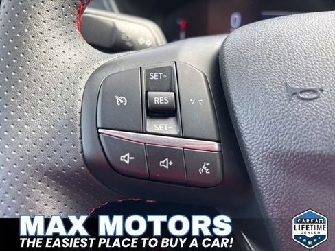 Used 2025 Ford Escape ST-Line FWD image 14