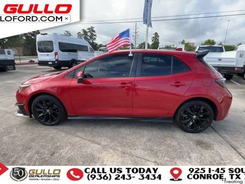 Used 2021 Toyota Corolla SE w/ Special Edition FWD image 5
