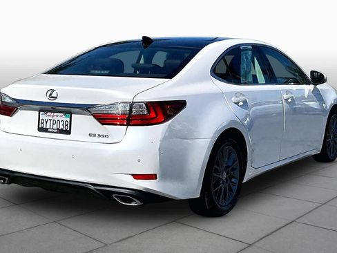 Used 2018 Lexus ES 350 w/ Navigation System Package FWD image 12