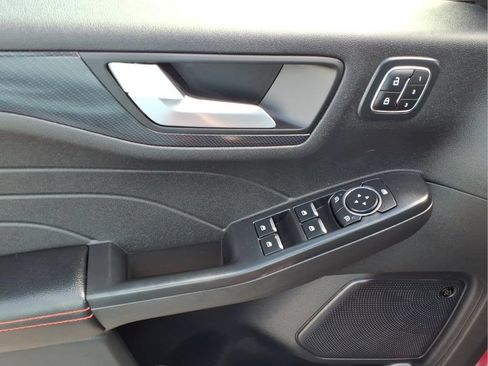 Used 2024 Ford Escape ST-Line Select w/ Tech Pack #2 AWD/4WD image 12