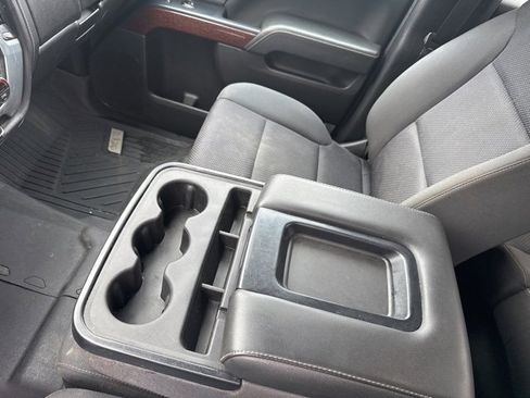 Used 2019 GMC Sierra 1500 SLE w/ SLE Value Package image 38