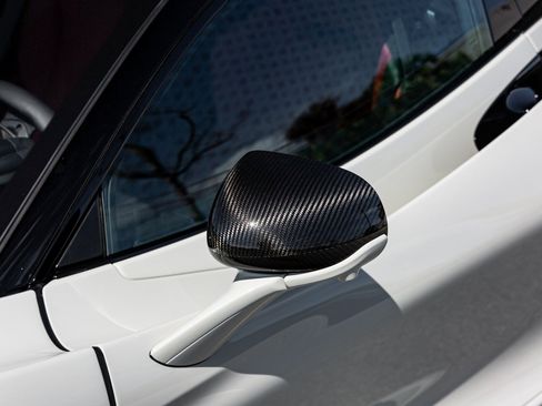 Used 2024 McLaren 750S Spider RWD image 16