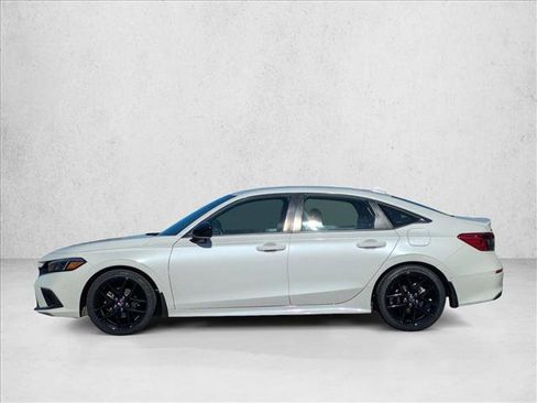 Used 2023 Honda Civic Sport image 9