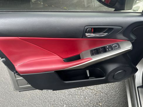 Used 2016 Lexus IS 300 AWD image 20