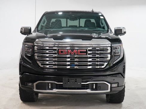 Used 2025 GMC Sierra 1500 Denali w/ Denali Reserve Package AWD/4WD image 2
