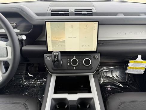 New 2026 Land Rover Defender 110 S AWD/4WD image 15