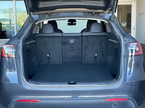 Used 2024 Tesla Model Y Long Range image 16