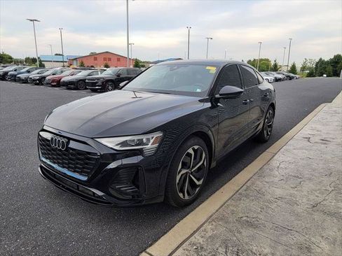 Used 2024 Audi Q8 e-tron Premium Plus w/ Premium Plus Package AWD/4WD image 9
