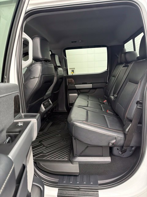 Used 2024 Ford F350 Lariat w/ Black Appearance Package AWD/4WD image 4