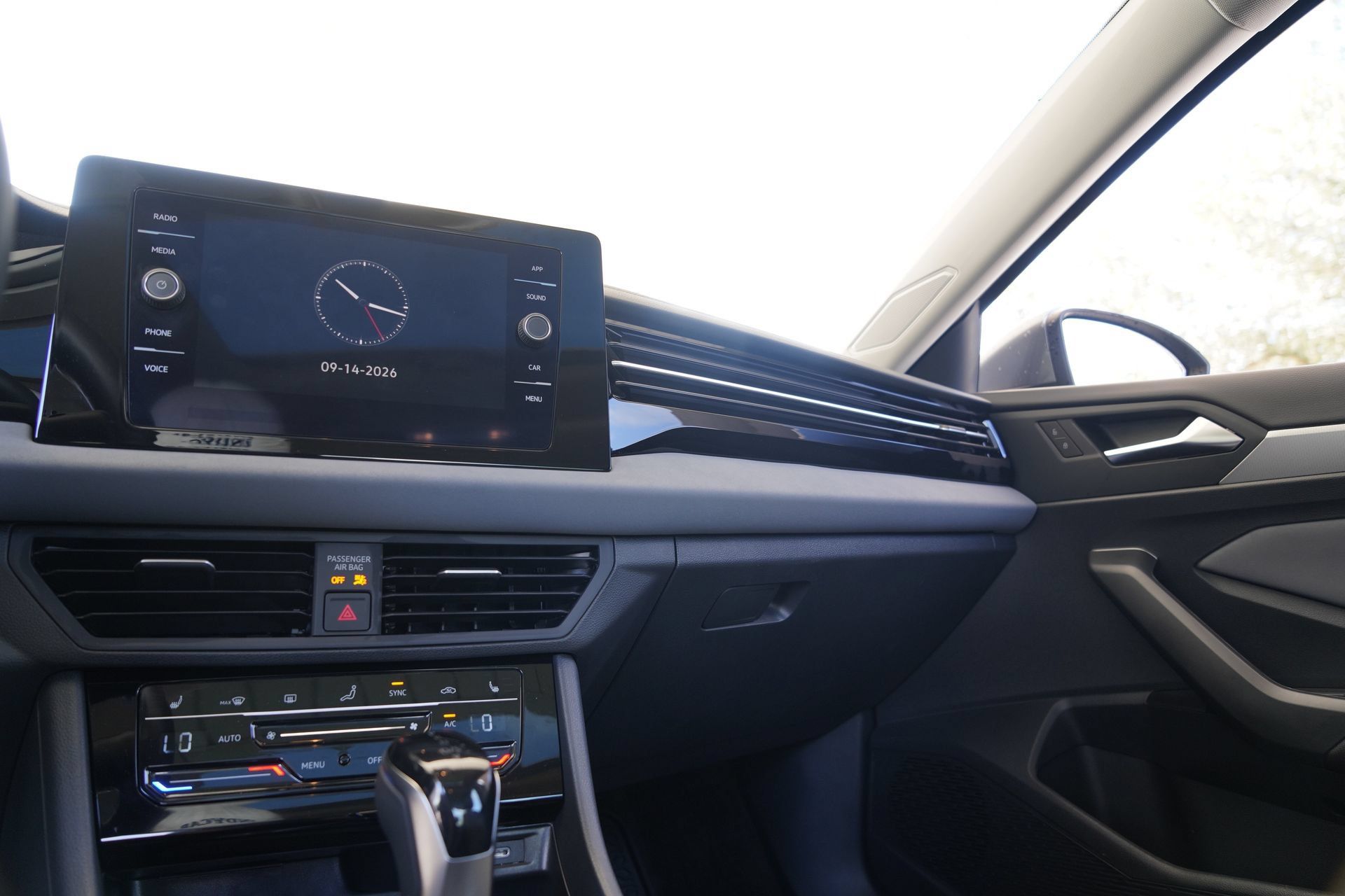 Certified 2026 Volkswagen Jetta SE FWD image 16