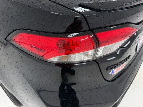 Used 2023 Toyota Corolla SE FWD image 36