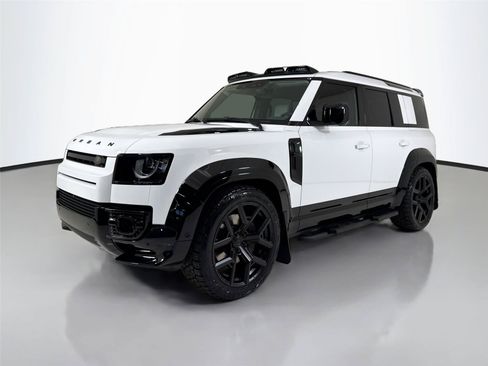Used 2026 Land Rover Defender 110 X-Dynamic SE AWD/4WD image 10