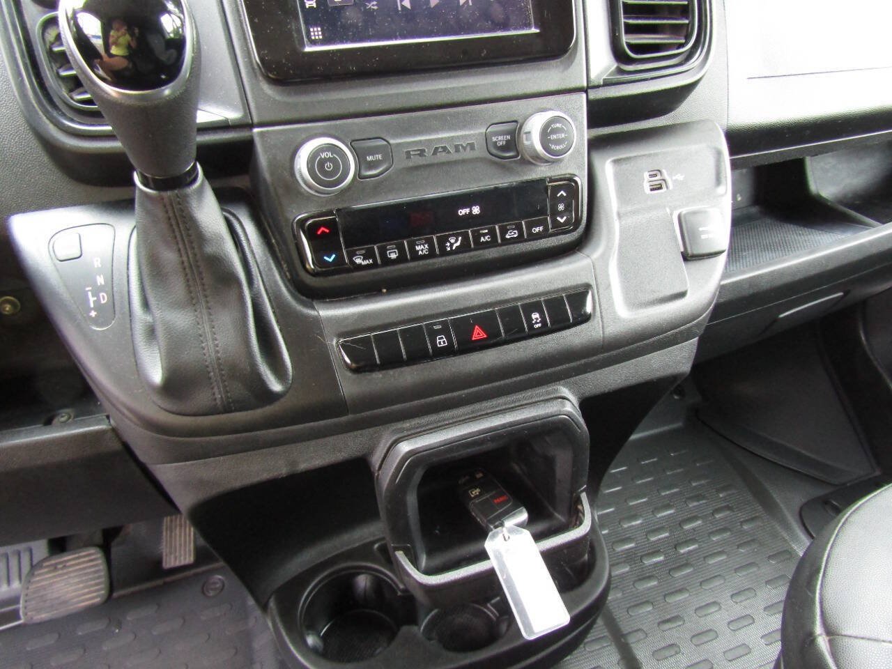 Used 2025 RAM ProMaster 3500 w/ Convenience Group FWD image 14
