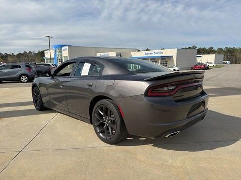 Used 2023 Dodge Charger SXT w/ Blacktop Package image 7