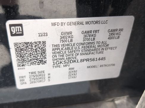Used 2023 GMC Yukon Denali w/ LPO, Floor Liner Package AWD/4WD image 27