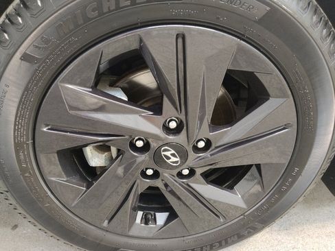 Used 2022 Hyundai Elantra SEL w/ Convenience Package FWD image 31