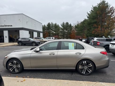Certified 2022 Mercedes-Benz C 300 4MATIC Sedan image 4