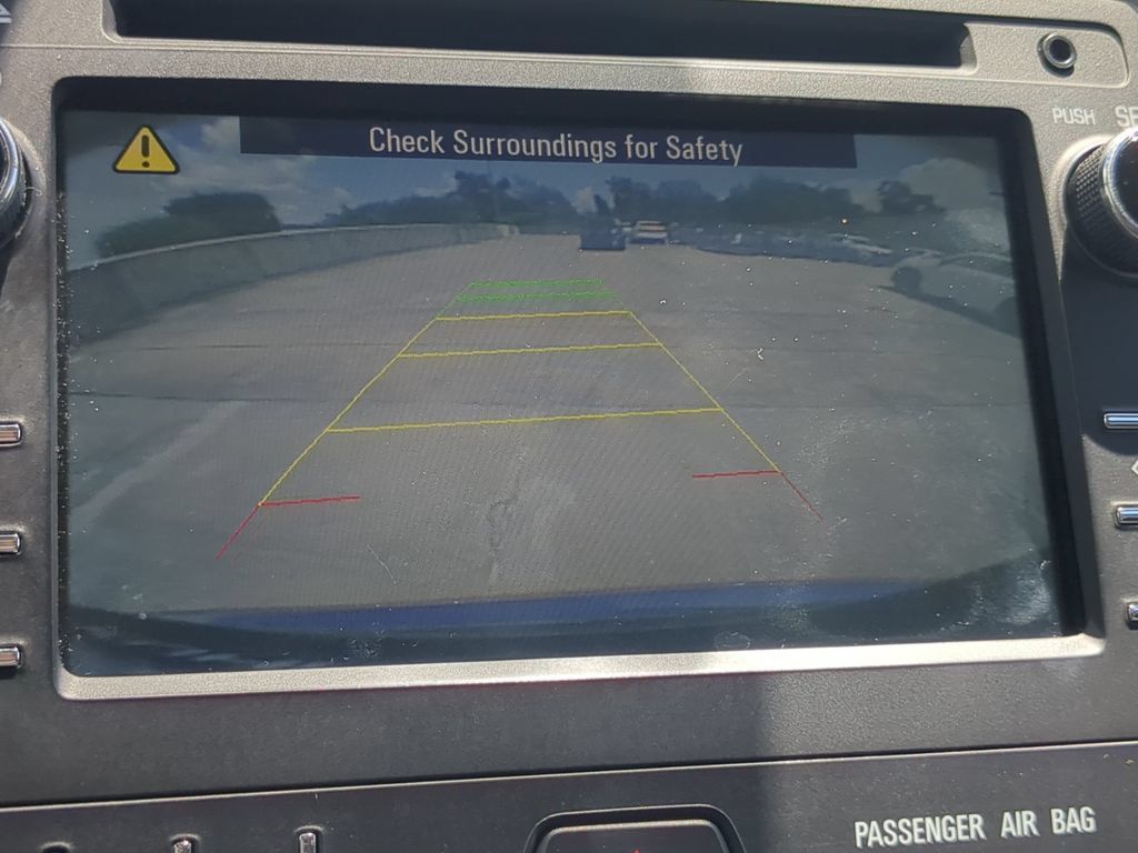 Used 2016 GMC Acadia SLT FWD image 22