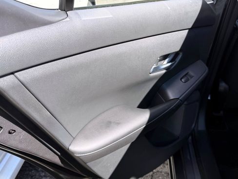 Used 2023 Nissan Sentra SV w/ All-Weather Package FWD image 10