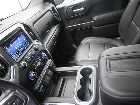 Used 2019 Chevrolet Silverado 1500 LT Trail Boss image 21