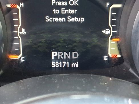 Certified 2022 Jeep Wrangler Unlimited Sahara w/ Cold Weather Group image 20