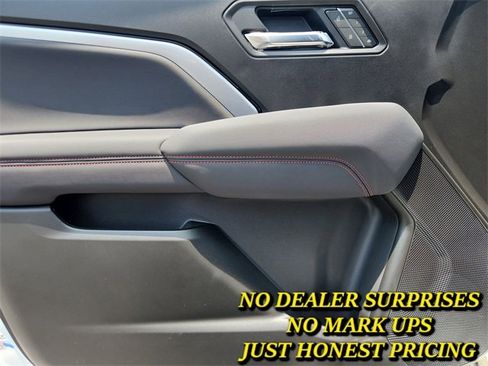 New 2025 Chevrolet Colorado Z71 w/ Z71 Convenience Package 2 image 22