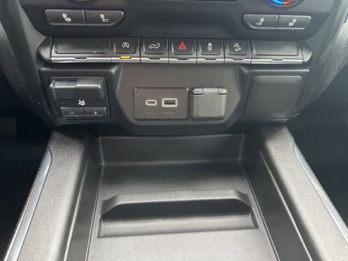 Certified 2021 Chevrolet Silverado 1500 RST image 7