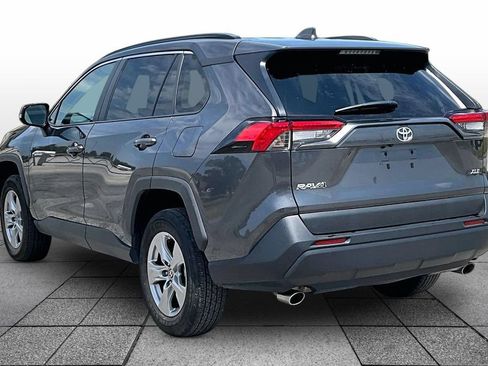 Used 2025 Toyota RAV4 XLE FWD image 11