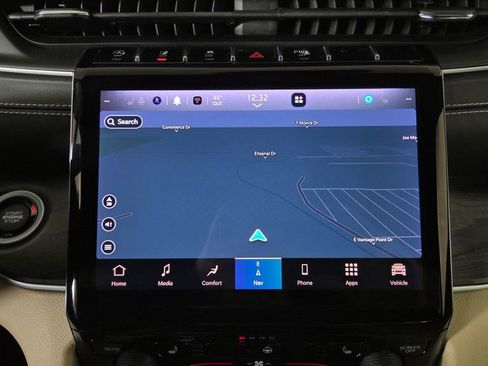 Used 2023 Jeep Grand Cherokee L Limited image 26