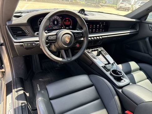 Used 2025 Porsche 911 Carrera S RWD image 23