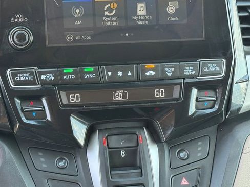 Used 2019 Honda Odyssey EX-L image 15
