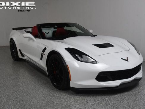 Used 2017 Chevrolet Corvette Grand Sport RWD image 1