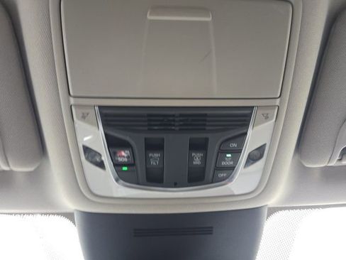 Used 2025 Acura MDX w/ Advance Package image 24